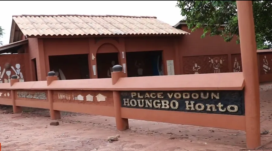 An active Vodoun temple in Porto-Novo